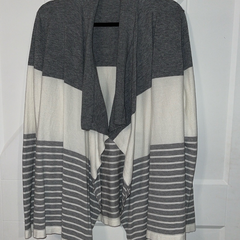 Staccato Women’s Cardigan size L